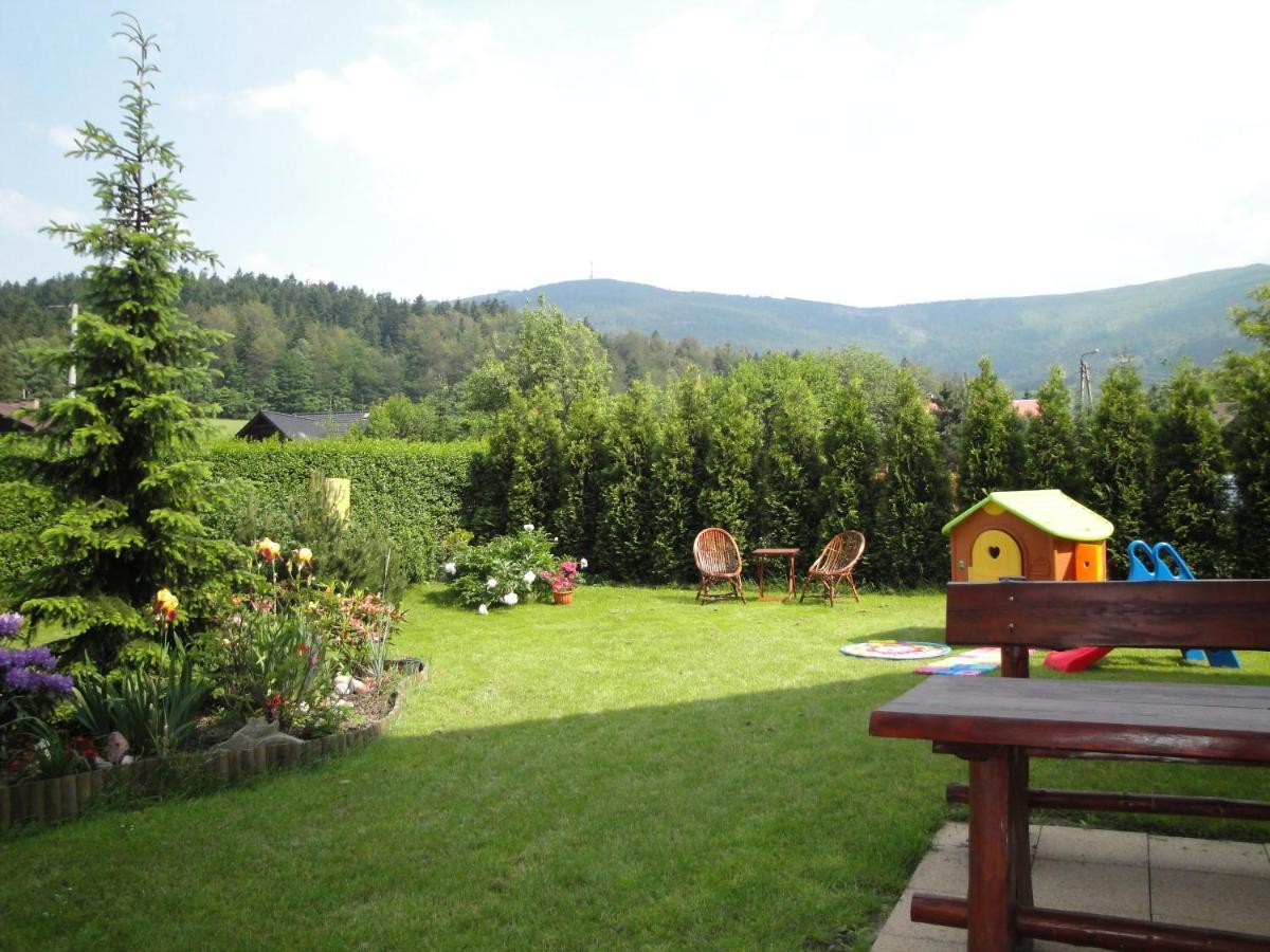 Olimp Pokoje I Apartamenty Щирк Екстер'єр фото