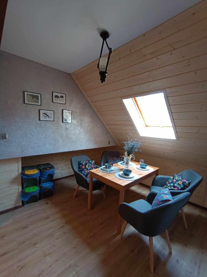 Olimp Pokoje I Apartamenty Щирк Екстер'єр фото