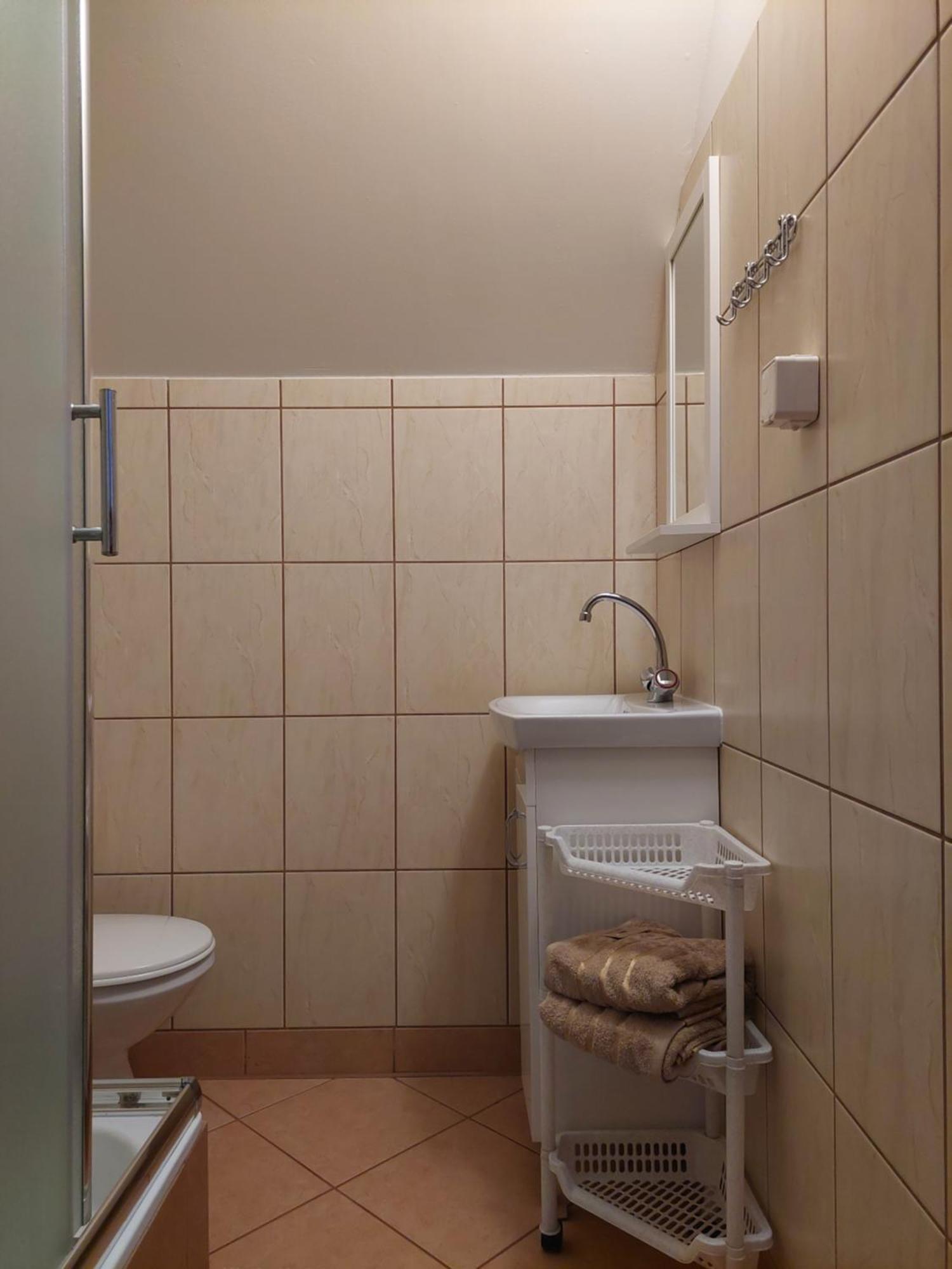 Olimp Pokoje I Apartamenty Щирк Екстер'єр фото